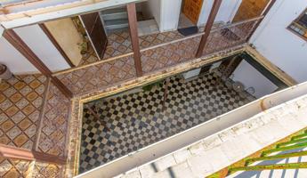 Casa oportunidad para invertir en apartamentos turísticos en el centro de Jerez. photo 0