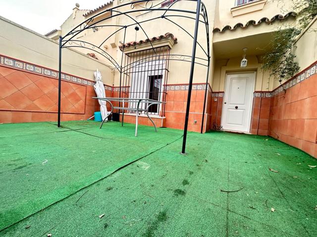 Adosado en venta de 4 dormitorios en Pozoalbero. photo 0