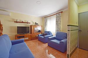 Casa reformada con primeras calidades en zona sur, lista para entrar a vivir. photo 0