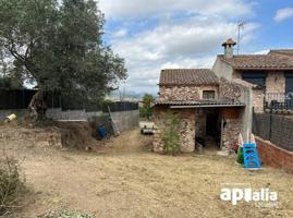 SOLAR EN VENTA CON CASAL DE PIEDRA EN LA SERRA BARONA photo 0