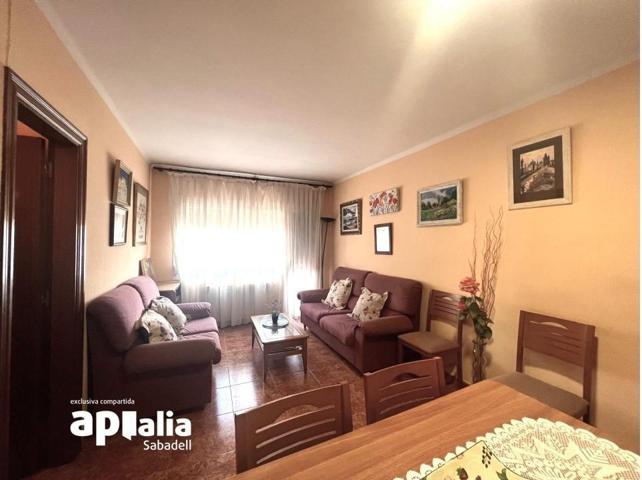 PISO EN VENTA EN SENTMENAT photo 0