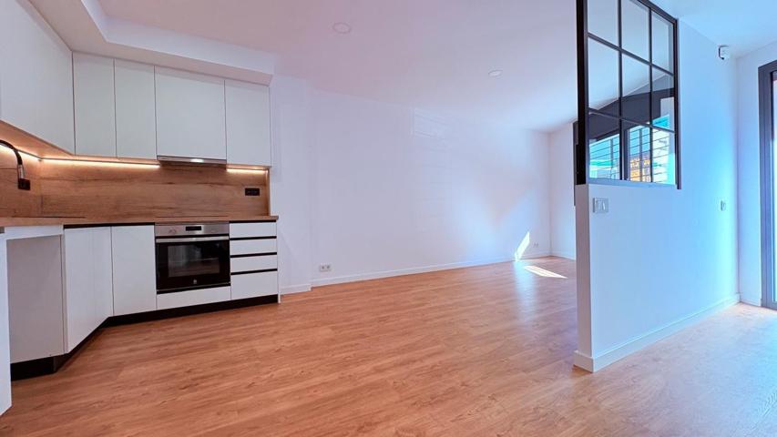 Planta baixa reformada a estrenar – Ideal per a parelles photo 0