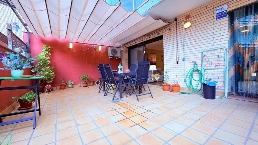 Planta baixa amb gran terrassa i zona comunitària a Espai Tolrà photo 0