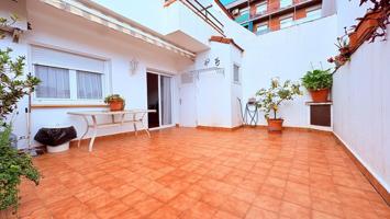 Casa acollidora i funcional als Pedrissos – espais únics i llum natural! photo 0
