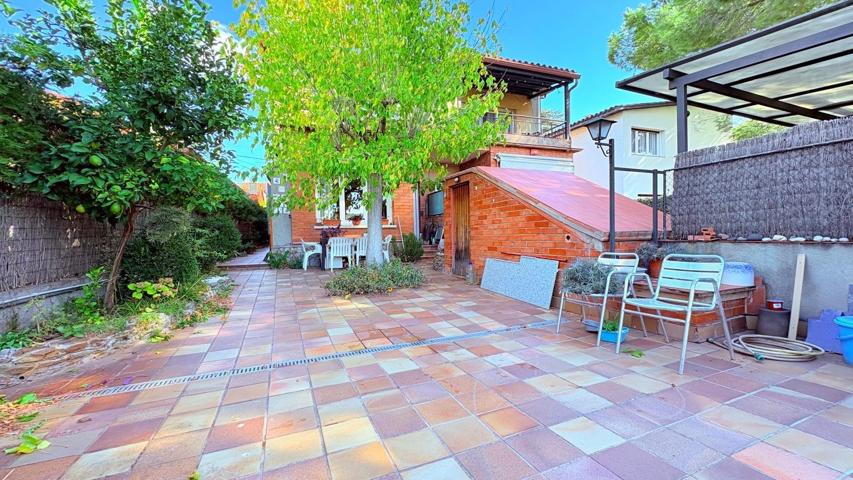 Casa amb encant i grans espais a Sant Quirze del Vallès photo 0