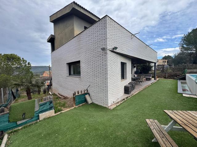 Espectacular casa en Castellnou de Bages photo 0