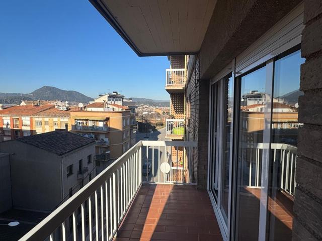 Piso reformado (VPO) photo 0