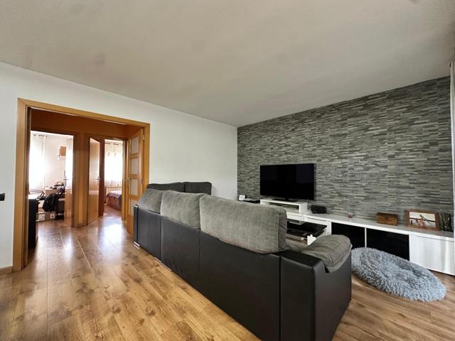 Piso de protección oficial en el Pont de Vilomara i Rocafort photo 0