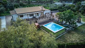 ¡Descubre tu nuevo hogar en Aznalcázar, Sevilla! photo 0