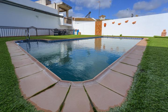 Exclusiva Casa Señorial en Carrión de los Céspedes photo 0