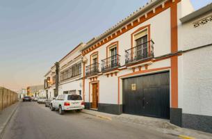 Vive el encanto de Benacazón en pleno centro del pueblo photo 0