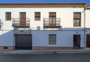 Vivienda con local en Olivares: vive, trabaja y haz realidad tu proyecto personal photo 0