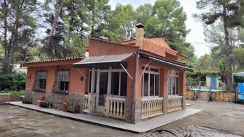 PARCELA CON CASA EN FINCA TEROL photo 0