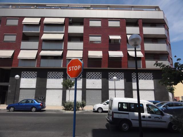 ESTUPENDO LOCAL COMERCIAL SITO EN UNA DE LAS MEJORES CALLES DE LA FLORIDA ¡¡¡ photo 0