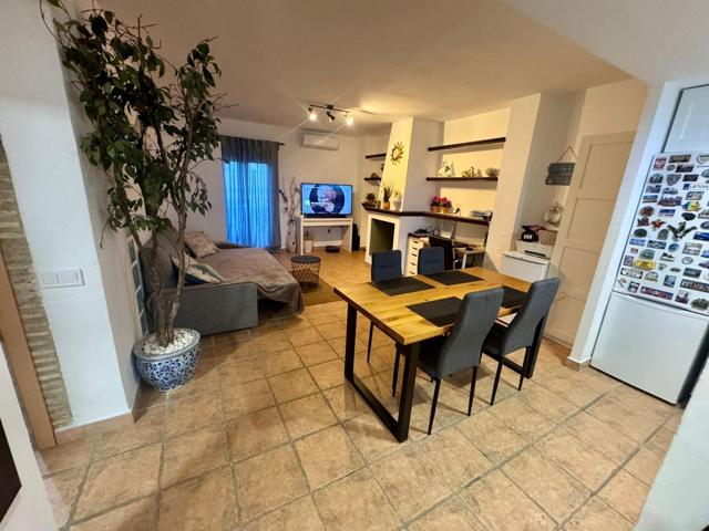 BONITO APARTAMENTO DE UNA HABITACIÓN EN LA POBLA DE FARNALS photo 0