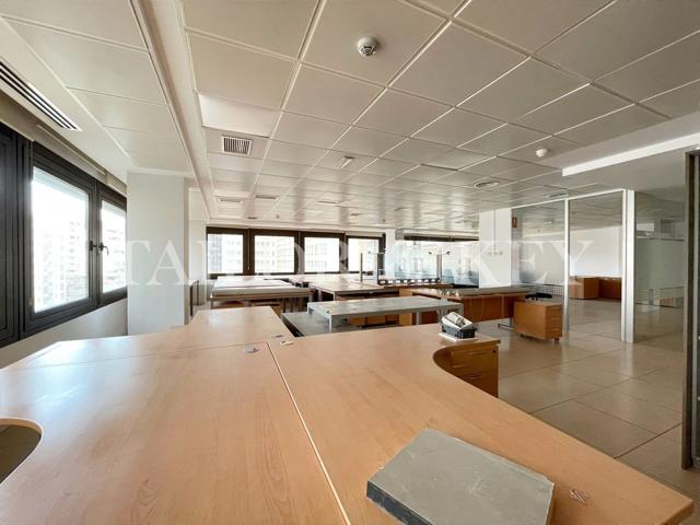 Otro En alquiler en Calle De Orense, Tetuán, Madrid photo 0