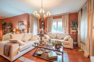 Casa En venta en Avenida Jerez, Eurovillas photo 0