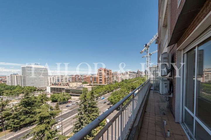 Otro En venta en Paseo De La Castellana, Chamartín, Madrid photo 0