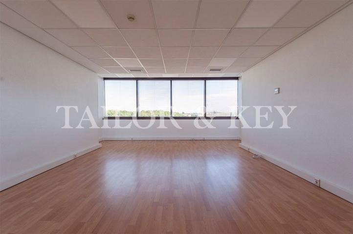 Otro En alquiler en Calle Eje 3, Villa De Vallecas, Madrid photo 0