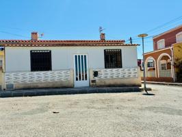 Chalet adosado en Urbanización La Marina - San Fulgencio photo 0