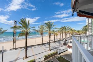 FANTASTICO PISO DE 4 HABITACIONES CON PARKING Y VISTAS DIRECTAS MAR EN ZONA TOP PS.JAUMIE I SALOU photo 0