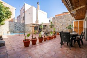 CASA DE 4 HABITACIONES CON GARAJE Y GRAN TERRAZA PISCINA Y BARBACOA EN VILALLONGA DEL CAMP photo 0