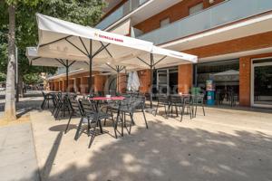 LOCAL CON LICENCIA Y ACTIVIDAD DE BAR RESTAURANTE CON INQUILINO EN LA ZONA DE JARDINS DE REUS photo 0