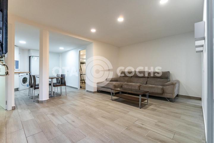 SE VENDE PISO 4 HABITACIONES TOTALMENTE REFORMADO ZONA MESTRAL IDEAL PARA INVERSION photo 0