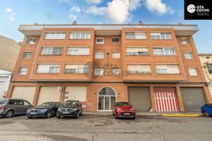 SE VENDE PRECIOSO ATICO DE 4 HABITACIONES EN ZONA UNICA EN LLEIDA photo 0
