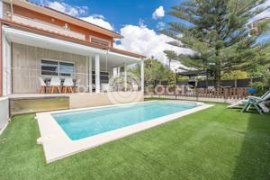 Exclusiva Residencia en Venta en Urbanización el Pinar photo 0