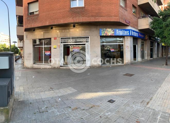 LOCAL EN ALQUILER EN CALLE GENERAL MORAGUES DE REUS photo 0