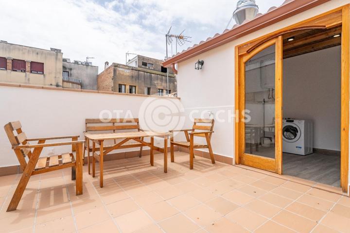 DUPLEX ATICO DE 5 HABITACIONES REFORMADO EN EL CENTRO DE REUS photo 0