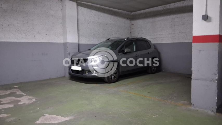 PLAZA DE PARKING EN PLAZA PARE GIL REUS photo 0