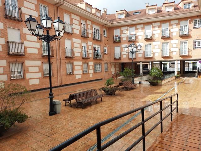  Ático En venta en Calle San Felix De Alcala, San Isidro - Los Almendros, Alcalá De Henares photo 0