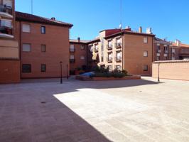 Dúplex En venta en Calle Pintor Picasso, San Isidro - Los Almendros, Alcalá De Henares photo 0