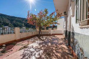 VENTA DE PISO EN GUARROS , CON TERRAZA INDEPENDIENTE! PARA DISFRUTAR DE LA FAMILIA, EN LA ALPUJARRA photo 0