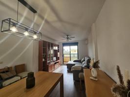 Acogedor Piso con Plaza de Garaje en Zona Exclusiva de Mislata photo 0