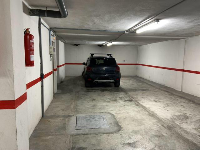 Parking En venta en Ayuntamiento, Xirivella photo 0