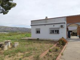 Chalet en zona Camping la Piramide (Calicanto) con 2769 m2 de parcela photo 0