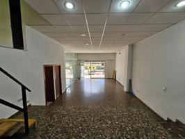 BAJO COMERCIAL EN AVENIDA TRES CRUCES photo 0