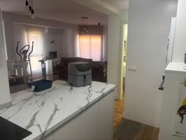 Piso En venta en Barrio De La Estacion 4, Benetusser photo 0
