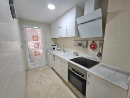PISO IMPECABLE EN VINALESA photo 0