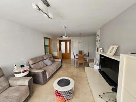 PISO IMPECABLE EN VINALESA photo 0