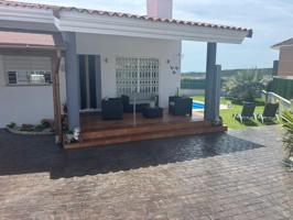 SE VENDE ACOGEDOR CHALET UBICADO EN MASIA PAVIA photo 0