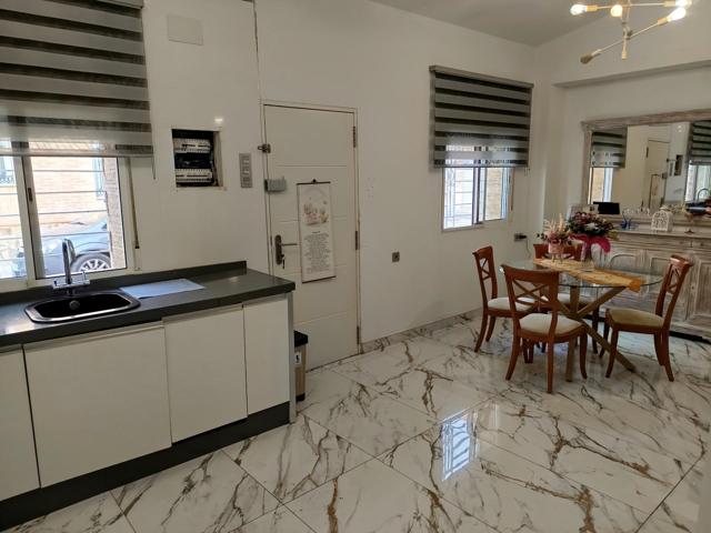 Casa con 2 habitaciones reformada y para entrar a vivir en Xirivella photo 0