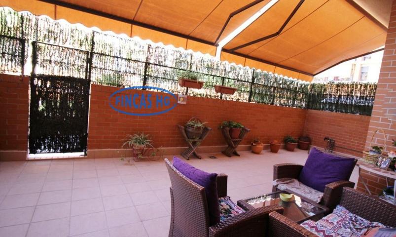 vivienda seminueva con patio -terraza de 50m2 y plaza de garaje. photo 0