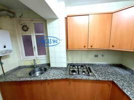 Piso en el barrio de Benalua con ascensor photo 0