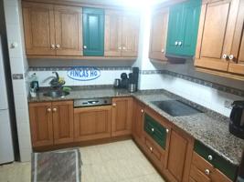 San Blas estupenda vivienda con ascensor y dos baños para larga estancia. photo 0