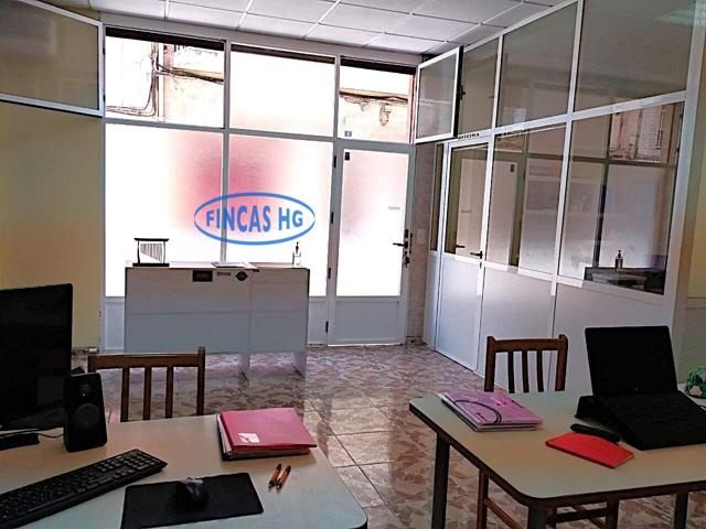 local comercial con salida de humos photo 0