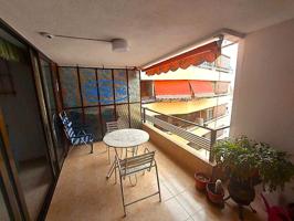 vivienda de cuatro dormitorios y dos baños junto al Museo Marq photo 0